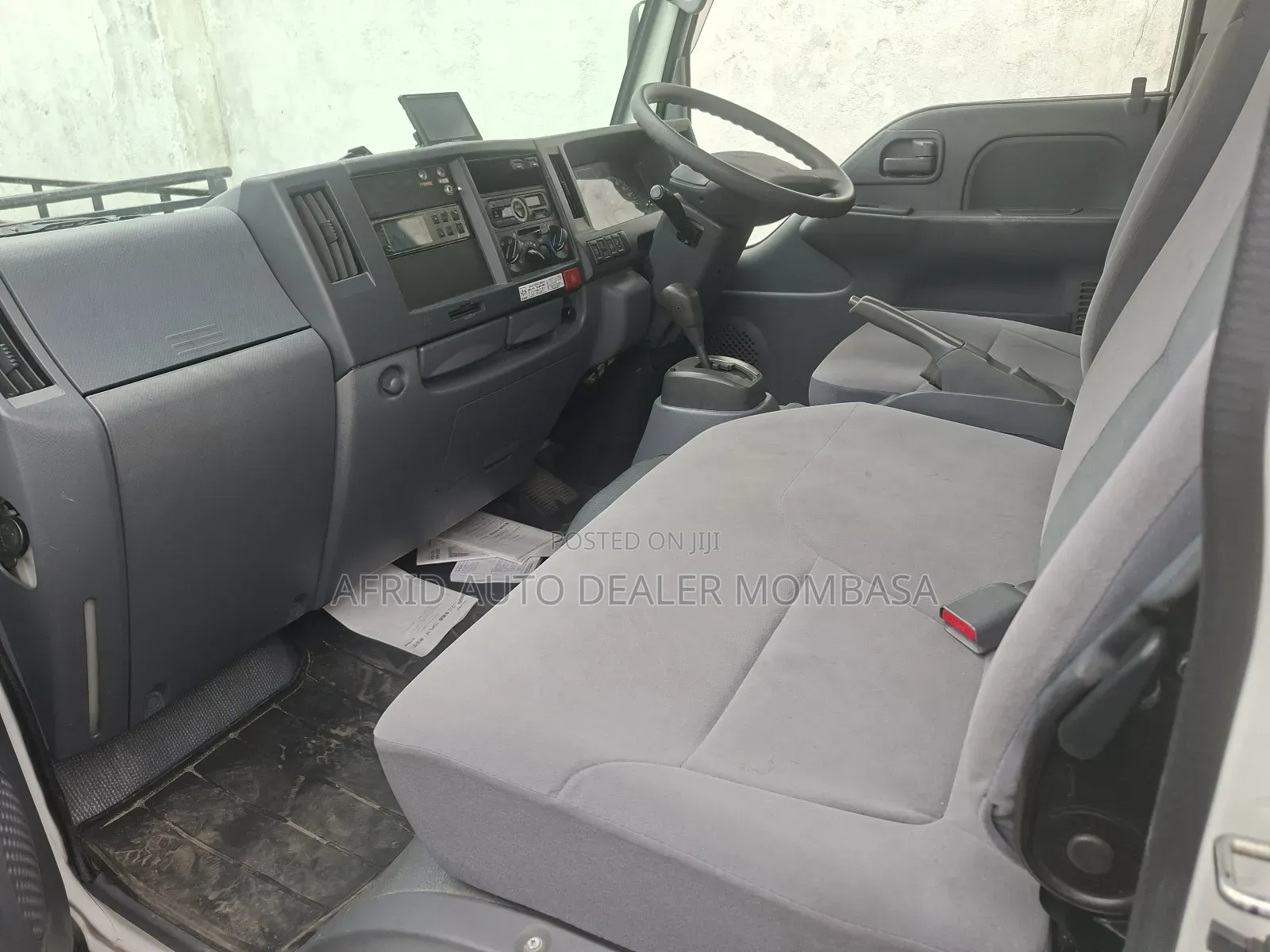 Isuzu Elf Freezer Body