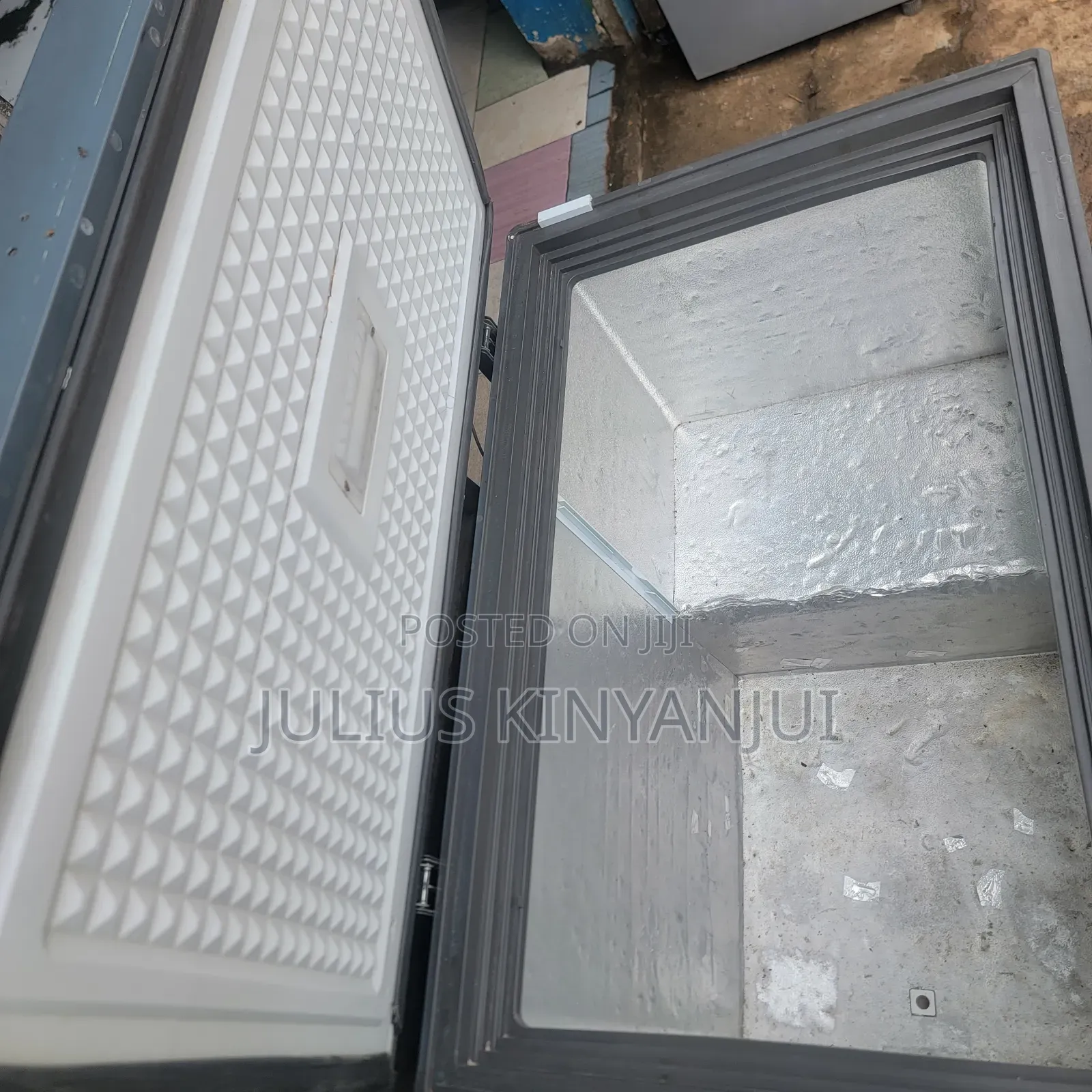 Von Hotpoint 270l Freezer