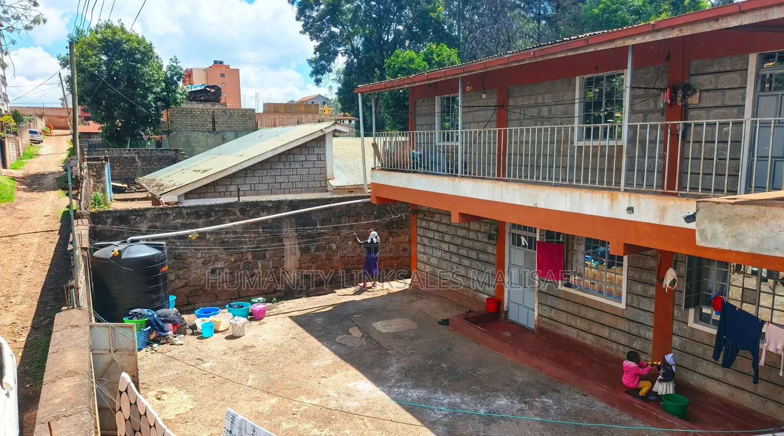 2 Floors Apartment, On A 50 By 100 Plot, 100m From Tarmac. Titled