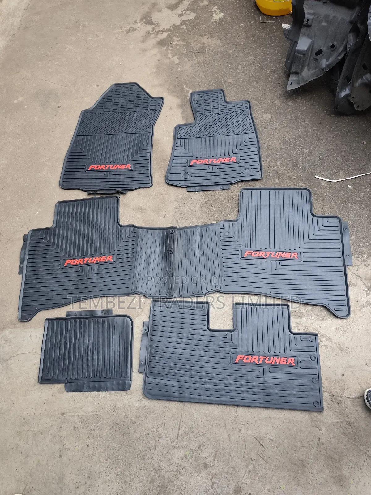 Floor Mats Toyota Fortuner 7 Seaters