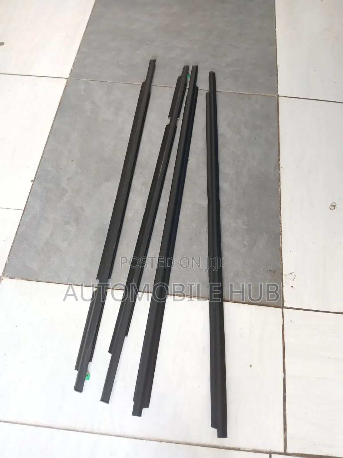 Toyota Fj120 Rubber Weather Strip – Durable Reliable