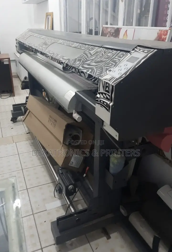 1.8m Yh-1800g Slightly Used Large Format Printer With Xp600 Head
