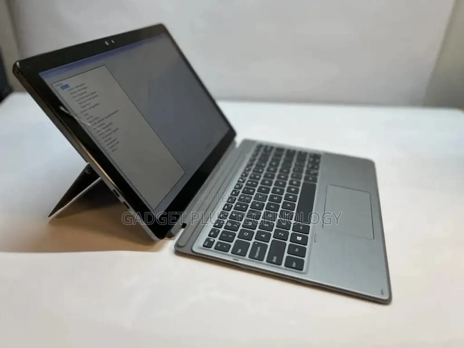 Laptop Dell Latitude 7200 2-in-1 8GB Intel Core I5 SSD 256GB