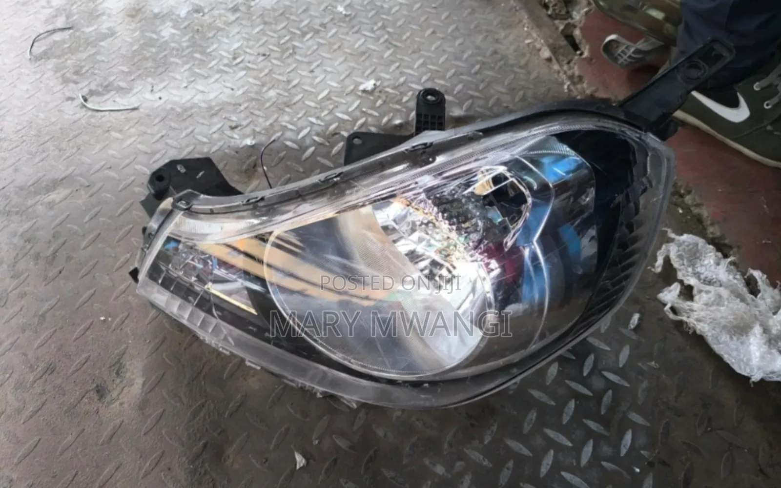 Ex Japan Nissan Ad Y12 Headlight Available