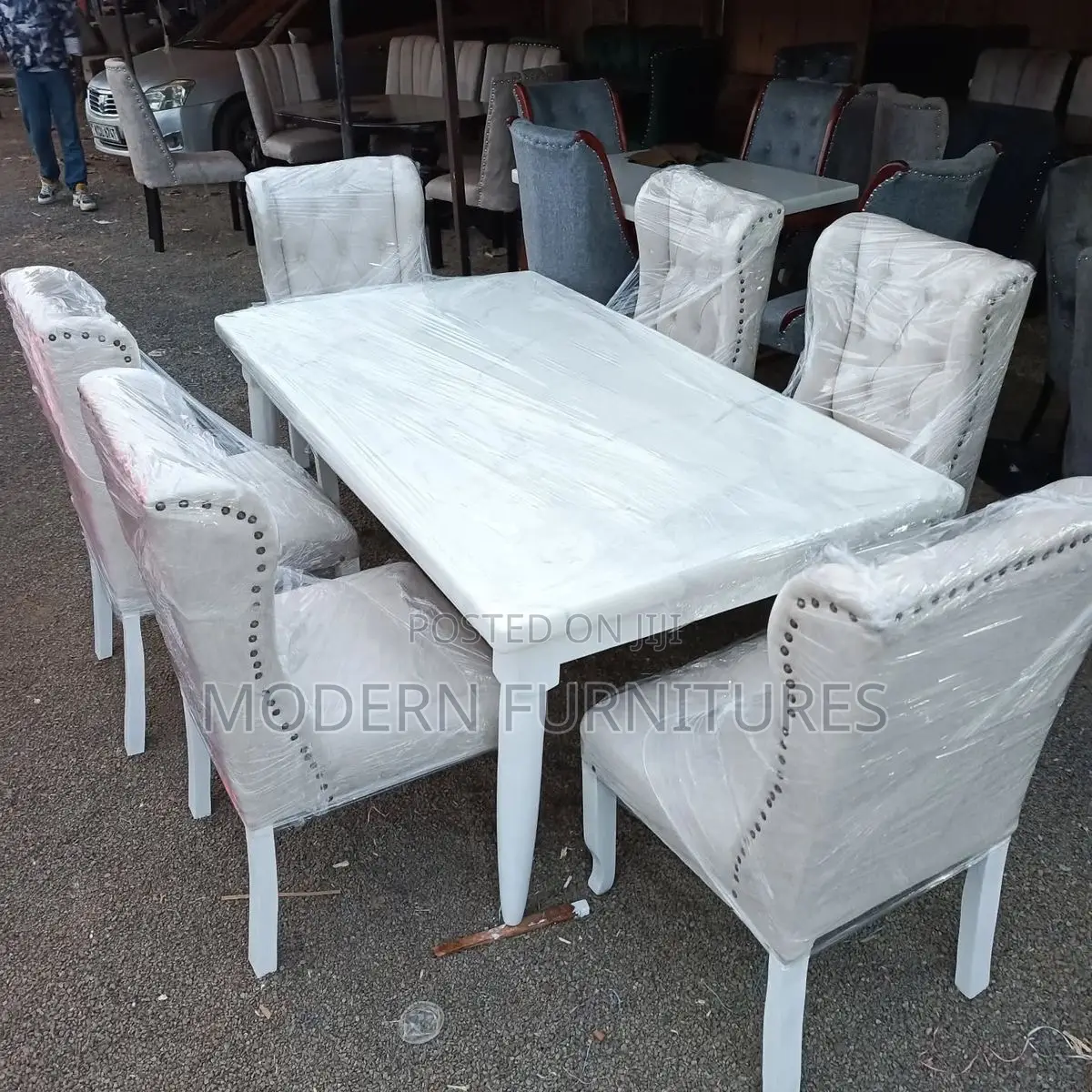 White 6 Seater Dining Table