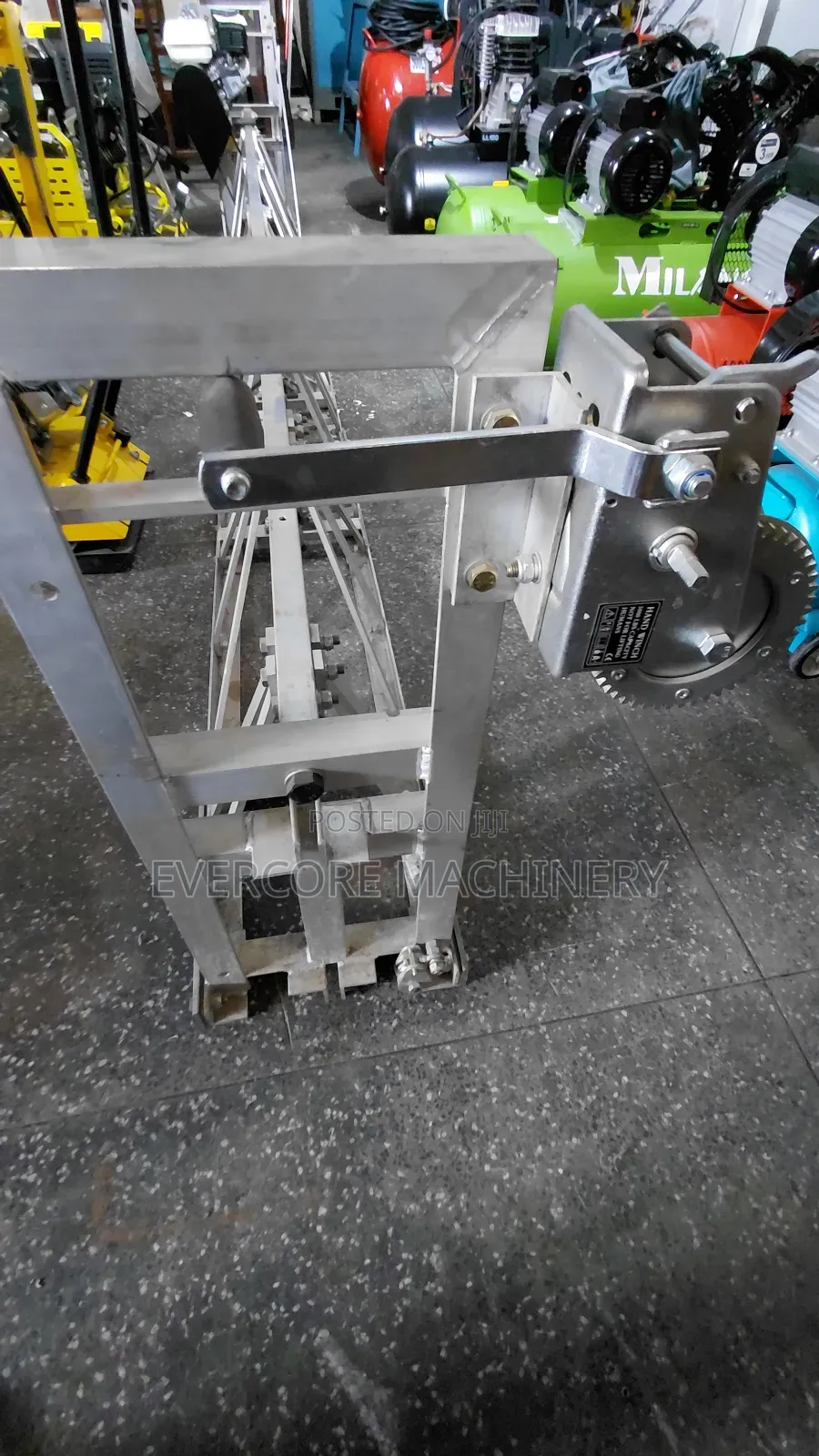 Concrete Screed Machine 5.5hp Honda Engineer 6.5 Metre 200kg.