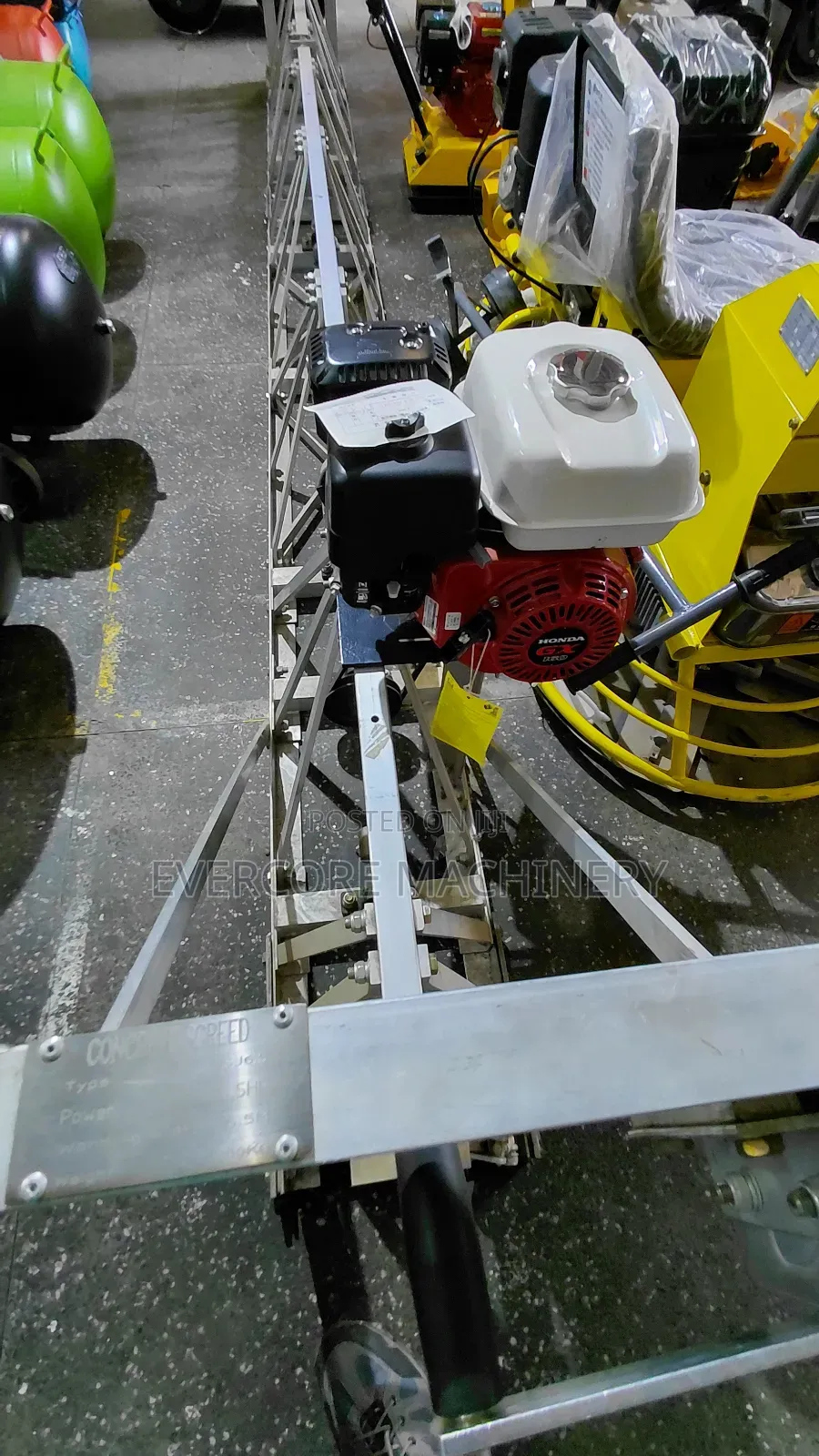Concrete Screed Machine 5.5hp Honda Engineer 6.5 Metre 200kg.