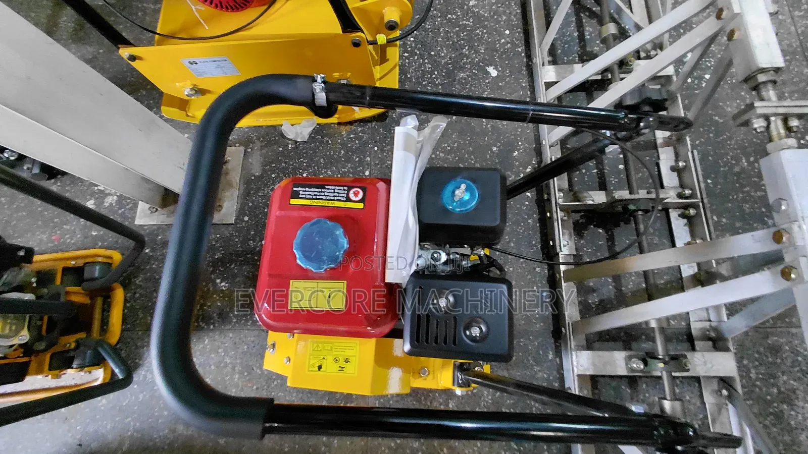Aico Japan 80kg Plate Compactor 8hp Petrol Engine.