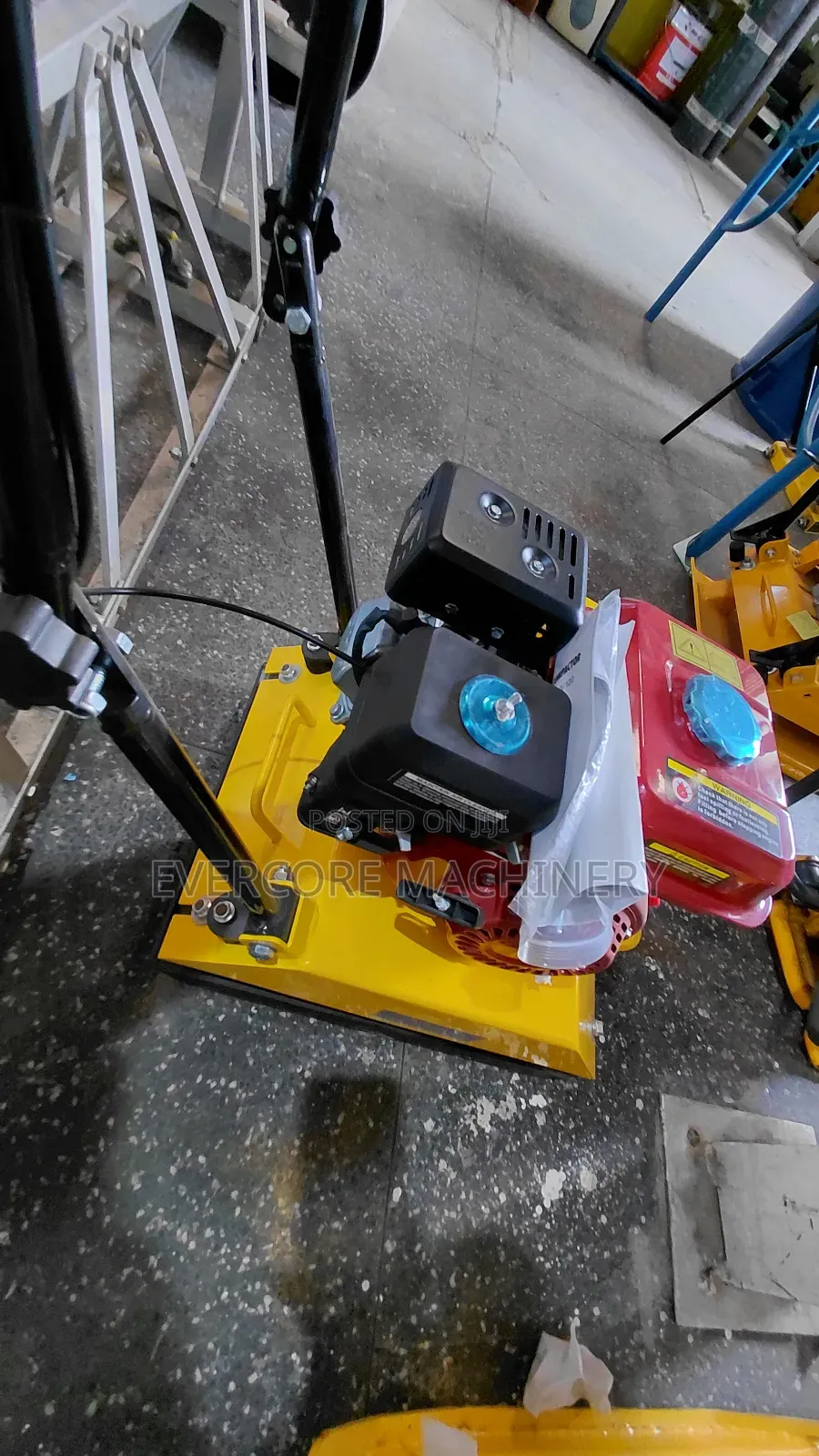 Aico Japan 80kg Plate Compactor 8hp Petrol Engine.