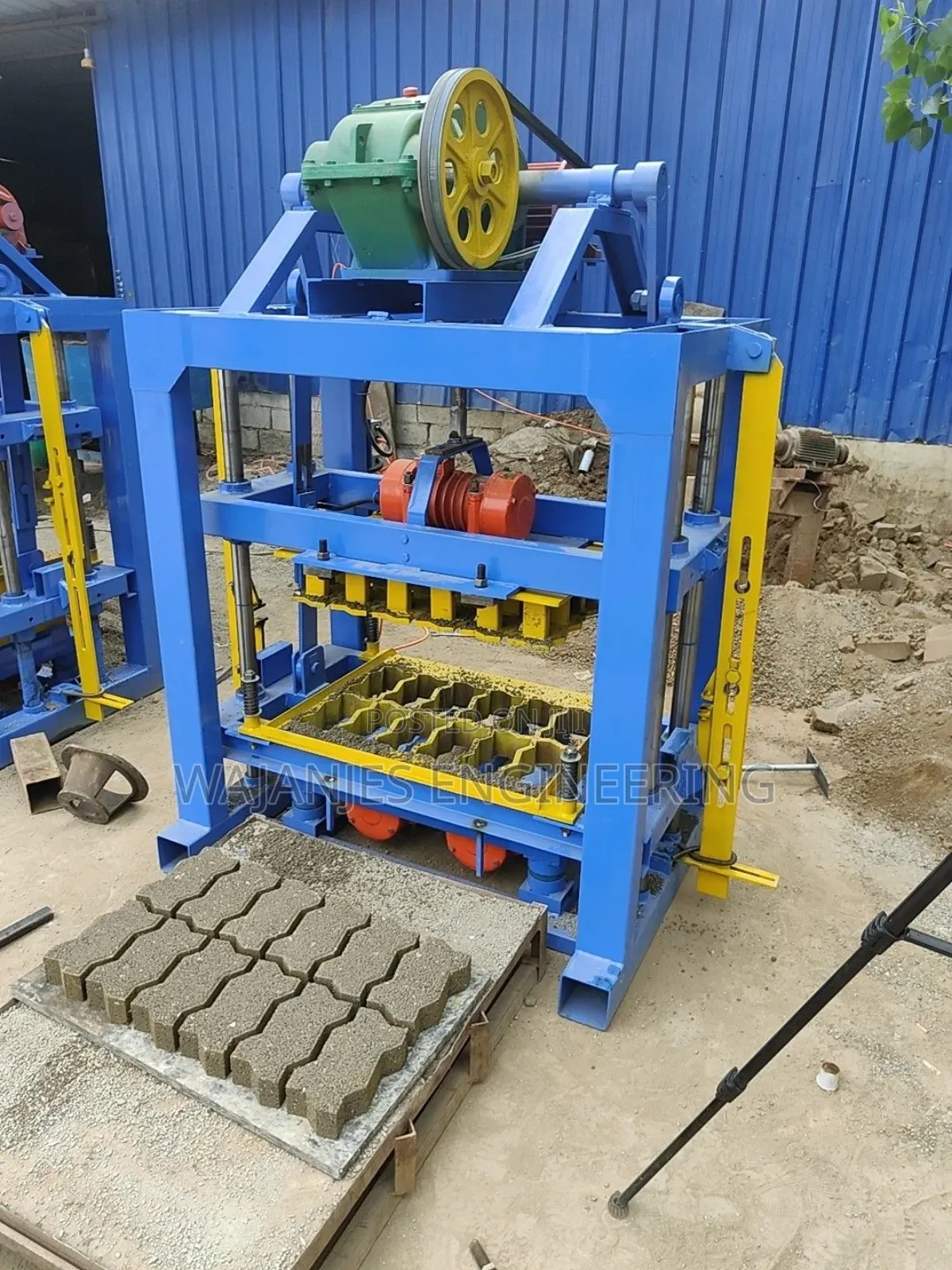 Cabro Making Machine