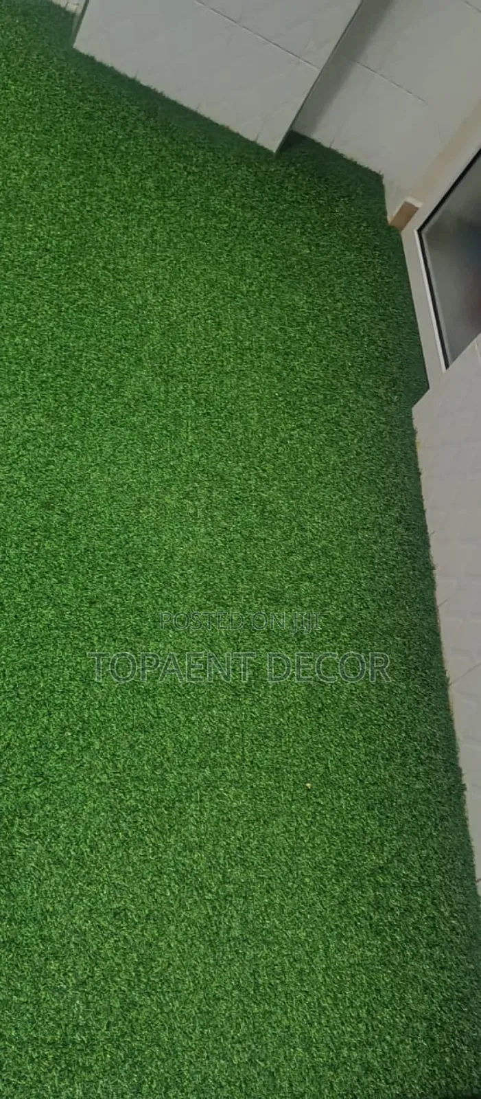 20mm Green That Stays Clean Artificial Balcony Grass Carpet
