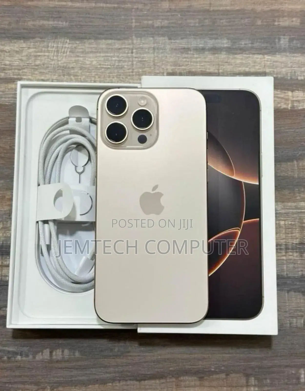 New Apple iPhone 16 Pro 256 GB Gold