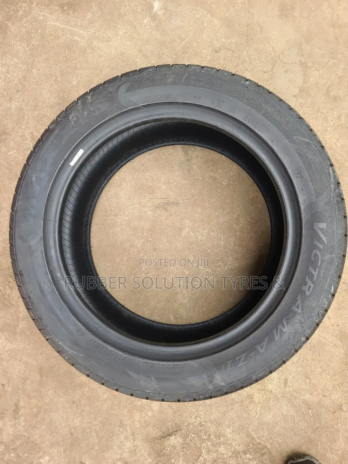 215 /55 R17 Maxxis Tyres 94y Victra Ma-Z1