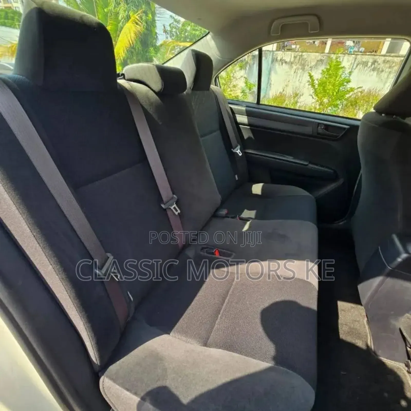 Toyota Axio 1.5 Hybrid 2WD 2019 White