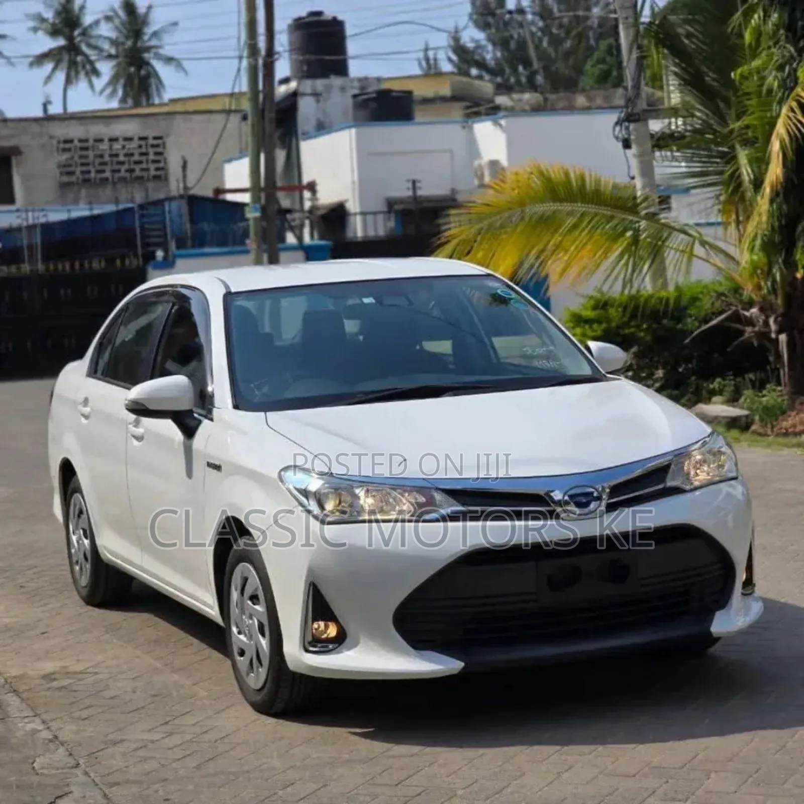 Toyota Axio 1.5 Hybrid 2WD 2019 White