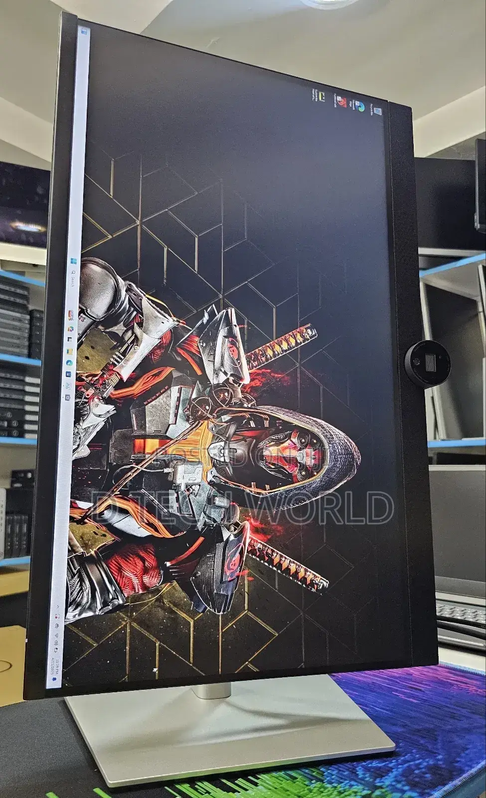 Dell Monitor P2724deb
27 Inch 
 Display
60 Hz