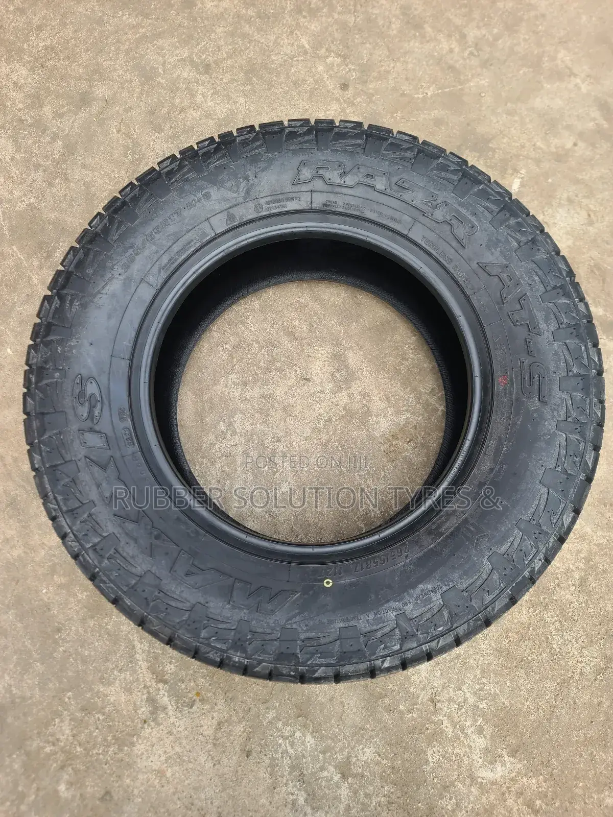 265/65r17 Maxxis Tyres Razr a/T781 [Made in Thailand]