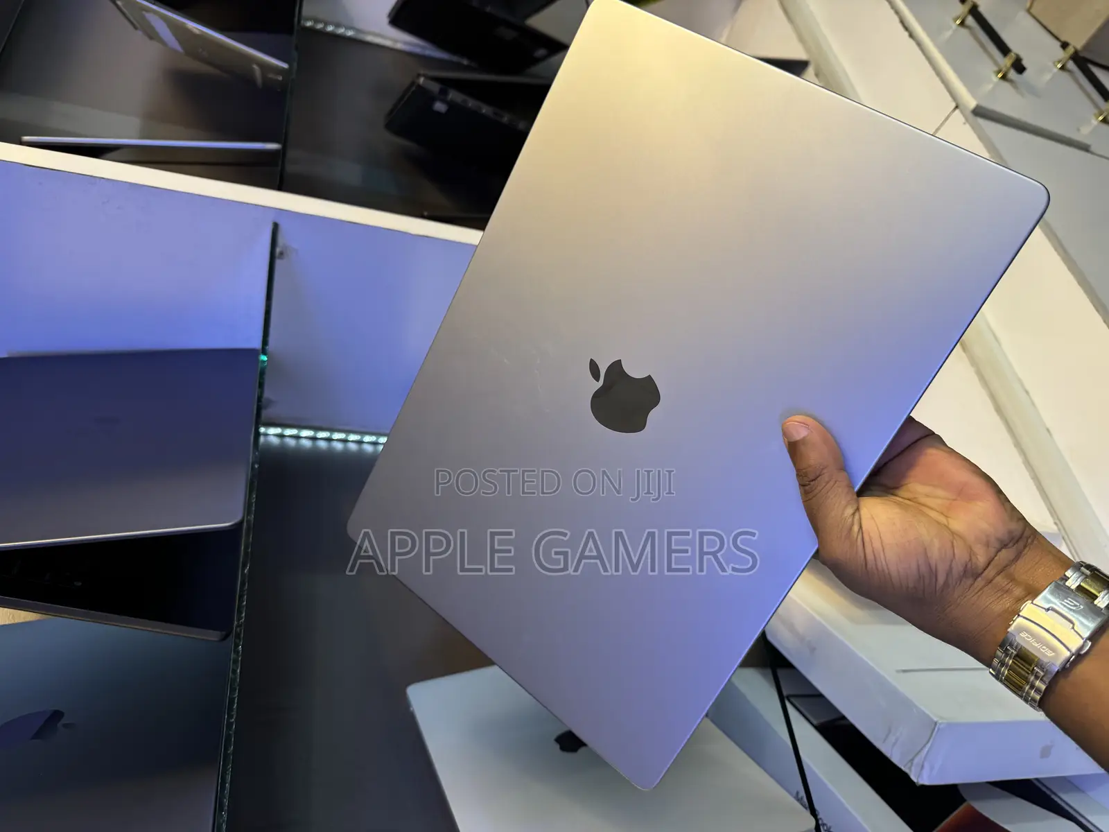 Laptop Apple MacBook Pro 64GB Apple M1 Max SSD 1T