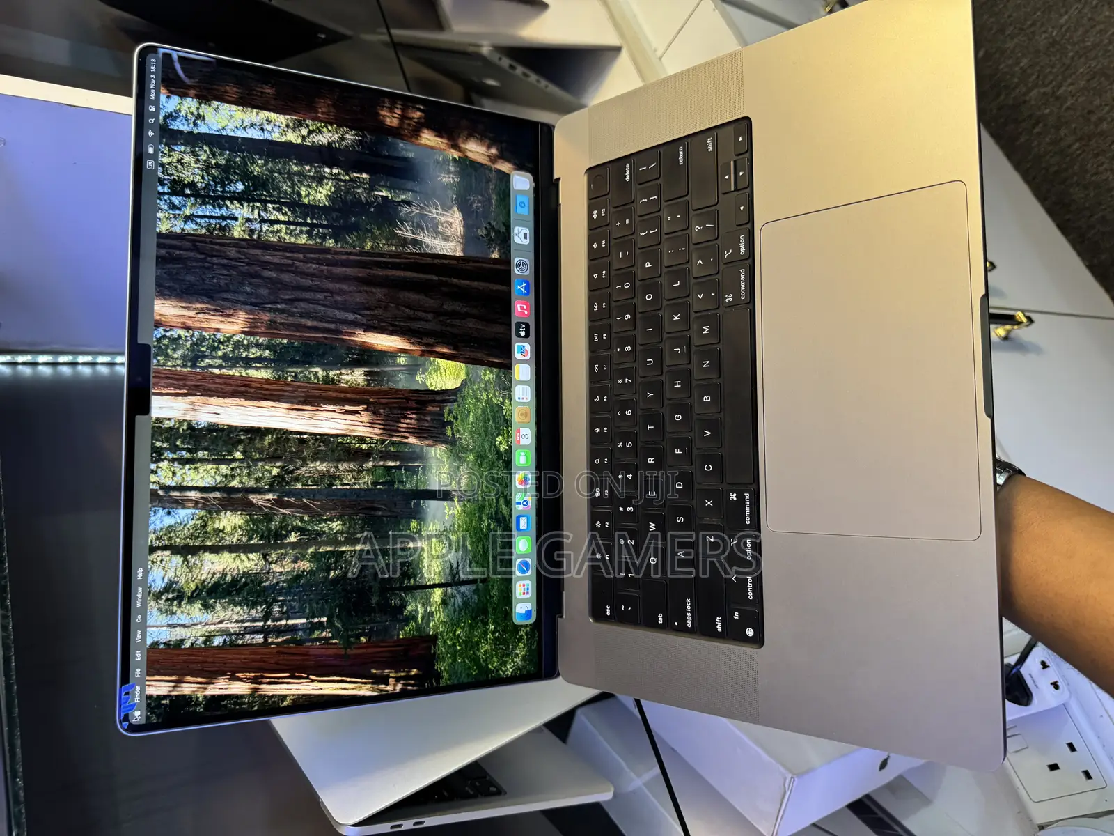 Laptop Apple MacBook Pro 64GB Apple M1 Max SSD 1T