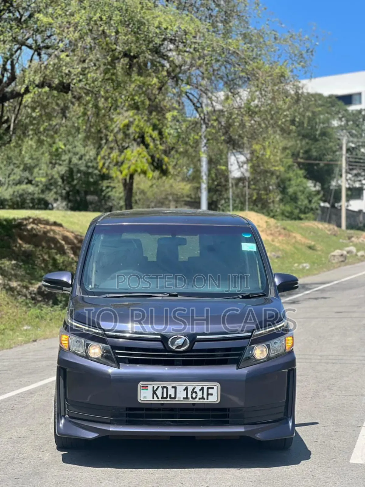 Toyota Voxy 2015 Black