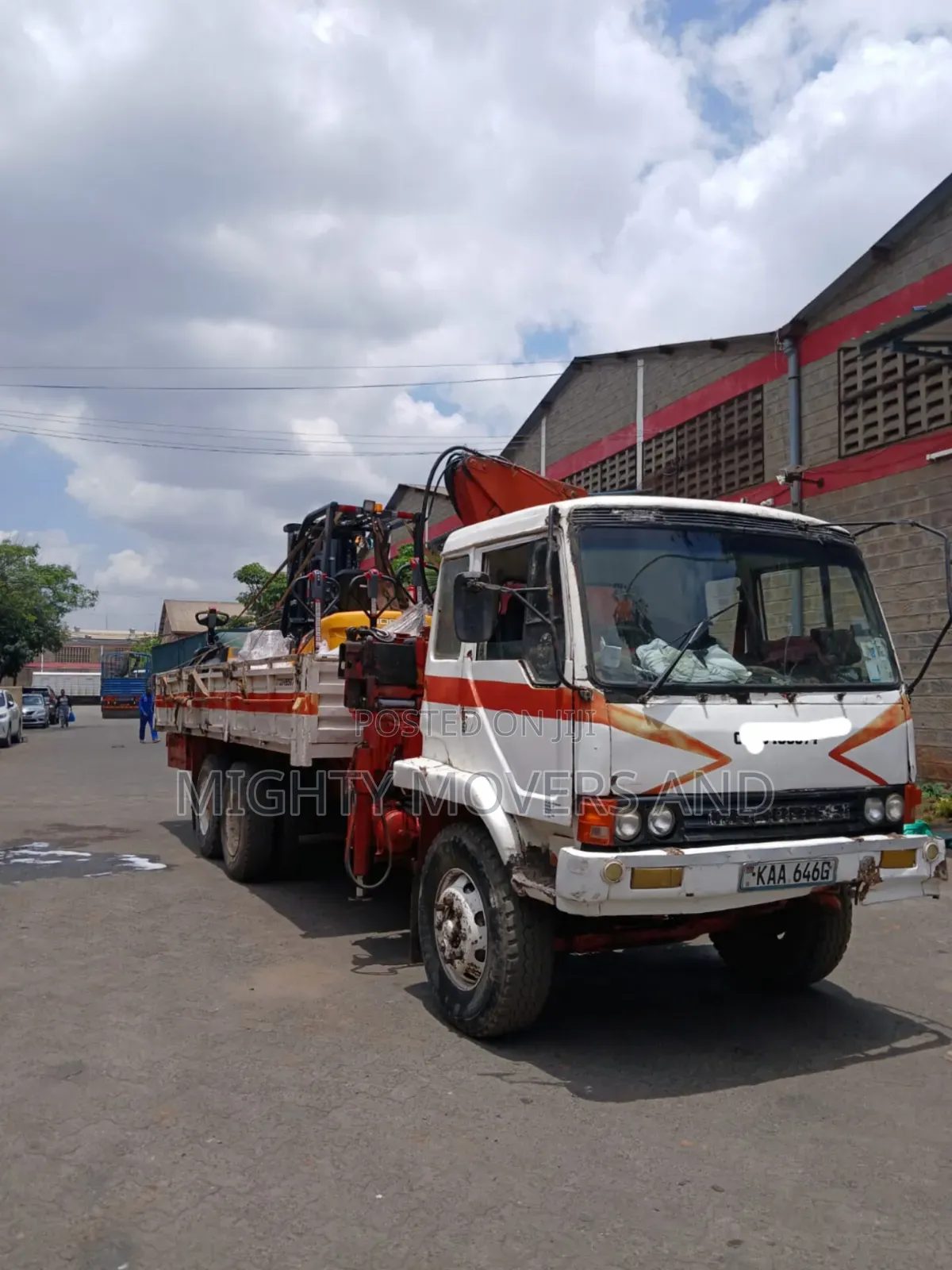 Trailer With Crane Are Ready for Cross County Delivery