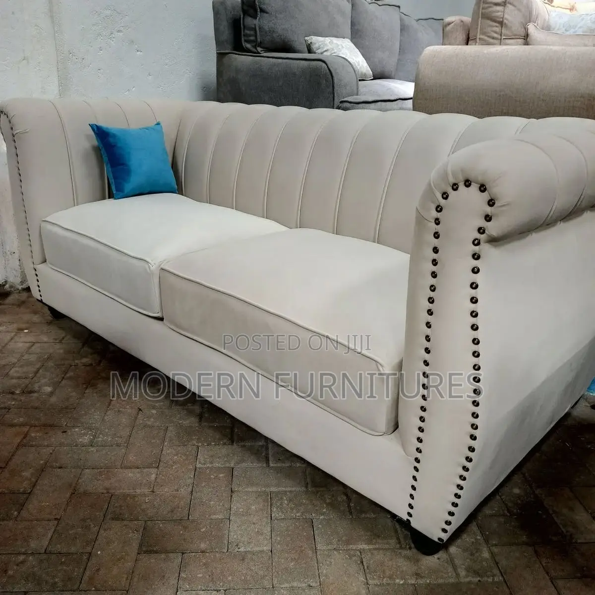 Chic Cream White 3 Seater Sofa