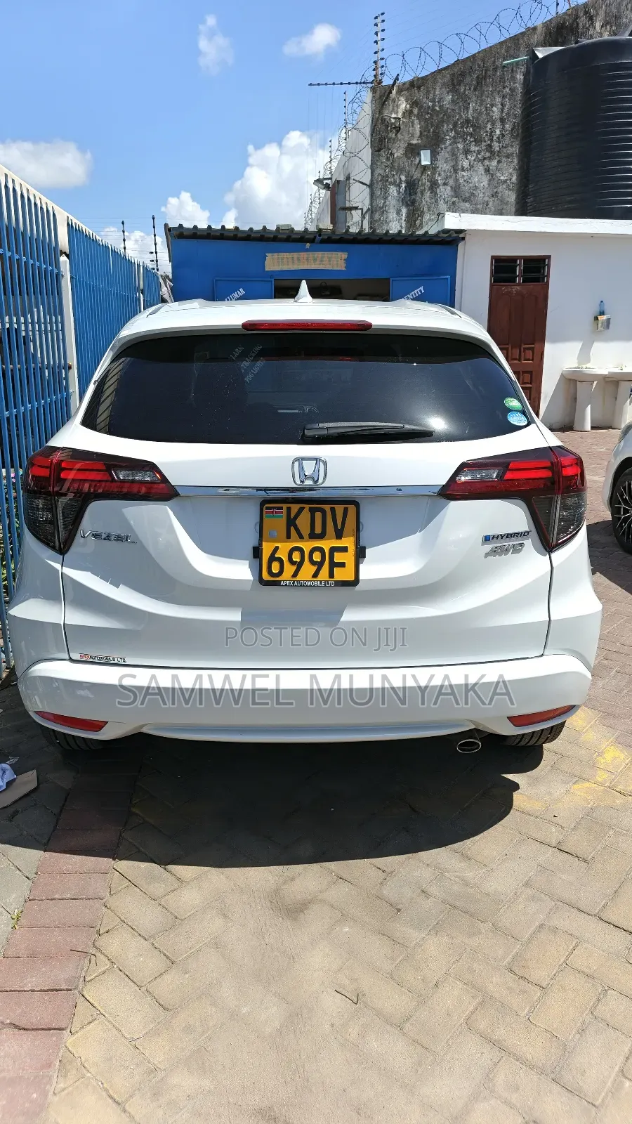 Honda Vezel 1.5 Hybrid 4WD 2019 White