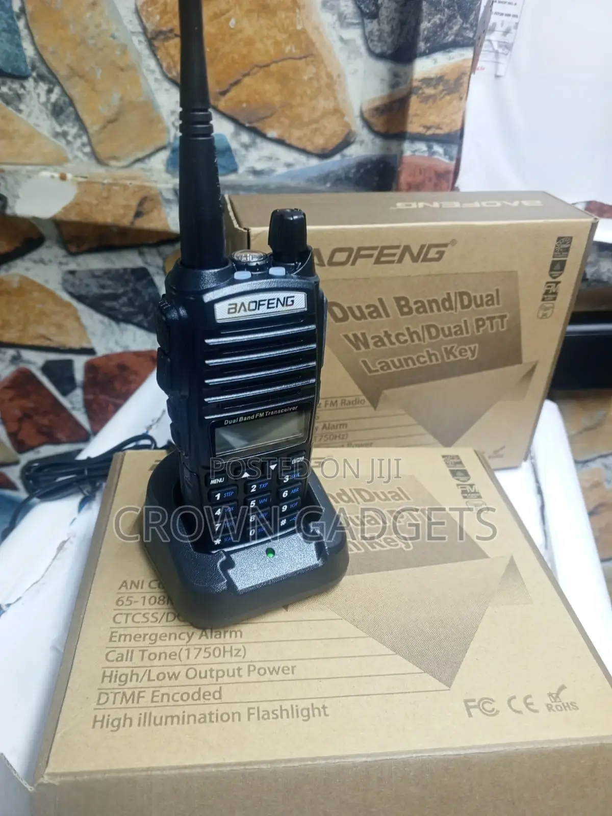 Baofeng Uv-82 Rechargeable Walkie Talkie for Business Hiking