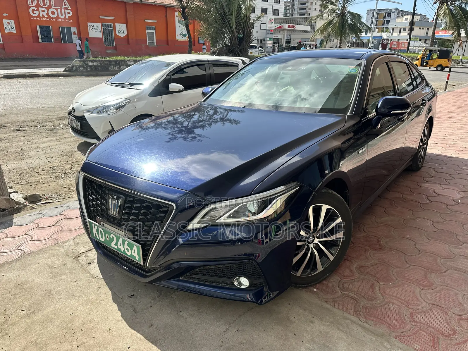 Toyota Crown 2019 Blue