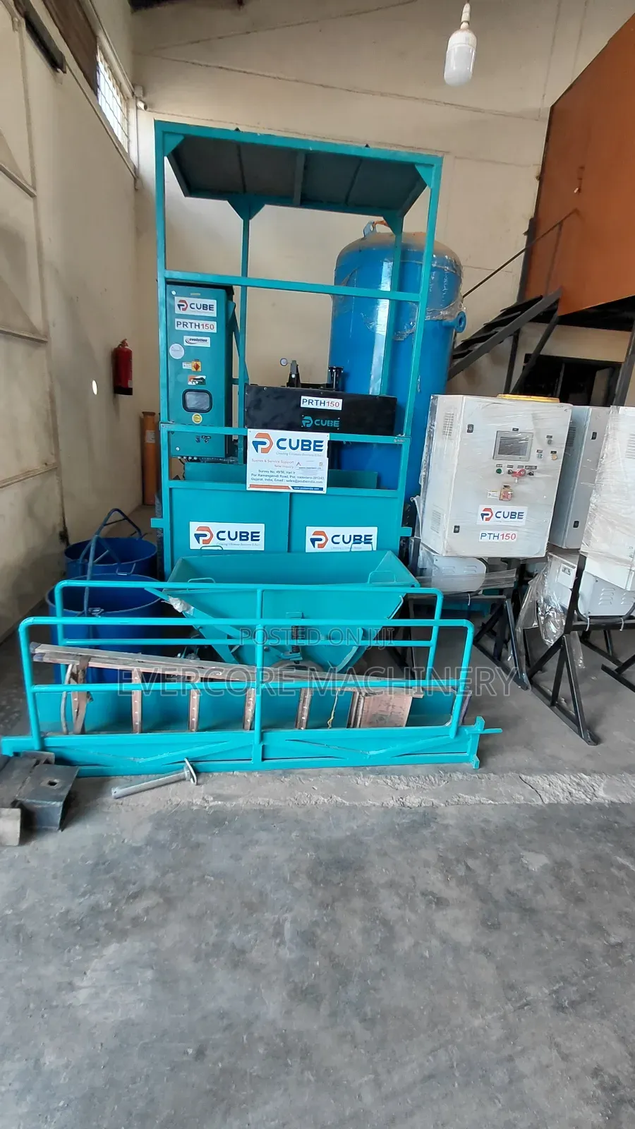 Electric Concete Tower Hoist/Crane/Lift With Rebar