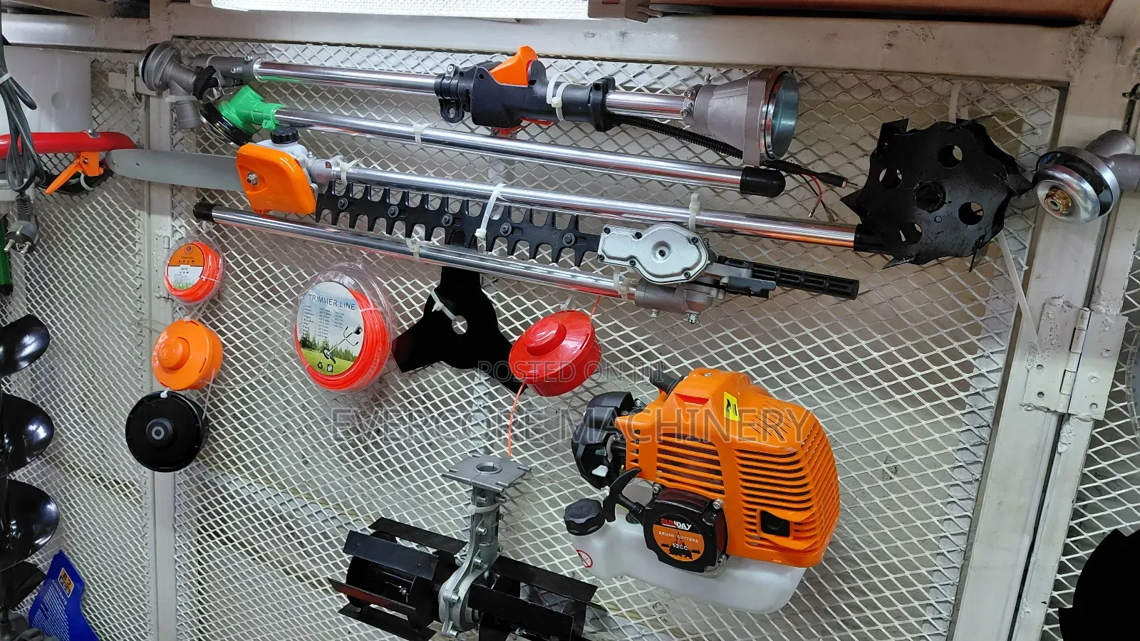 Heavy Duty 5 in 1 Shoulder Brushcutter With Hedge Trimmer,Chainsaw.