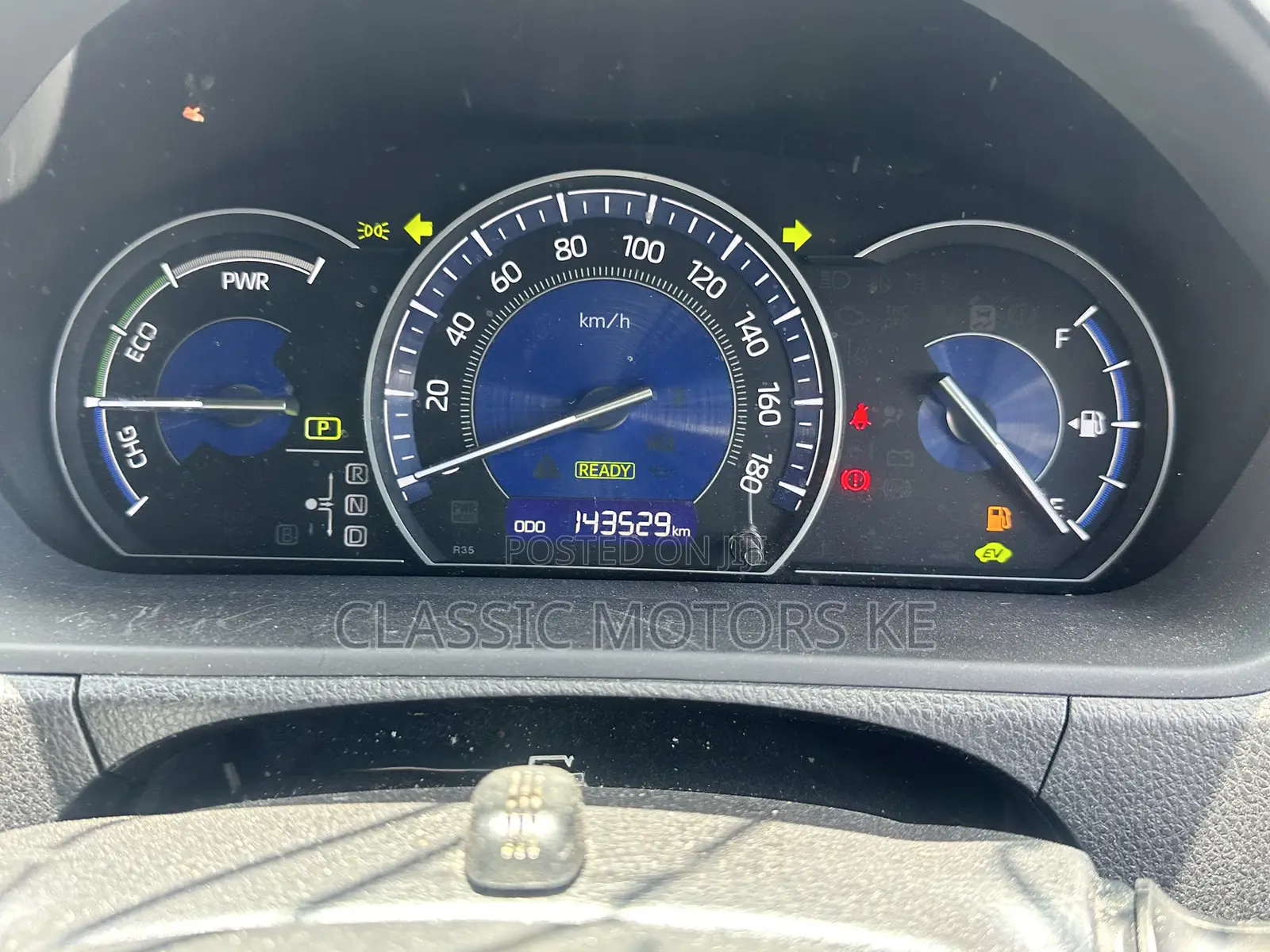 Toyota Esquire 2.0 AWD (8 seater) 2020 White