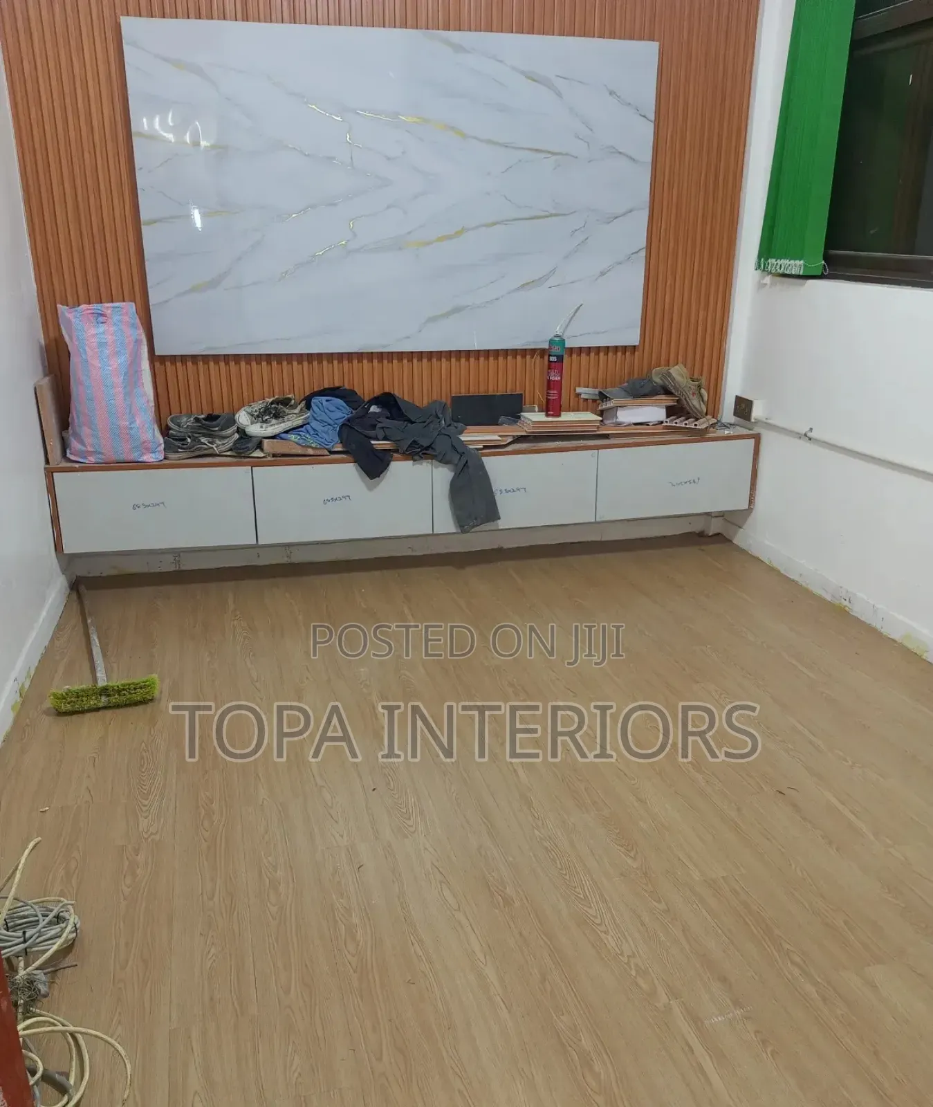 Light Brown Mikeka Ya Mbao Luxury Waterproof Vinyl Flooring Tiles