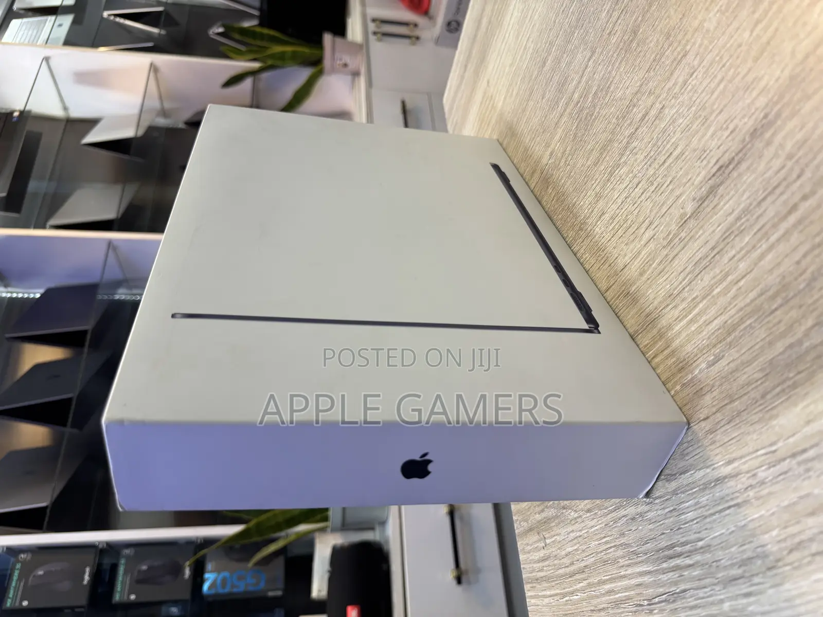 Laptop Apple MacBook Air 2024 M3 13-Inch 16GB Apple M3 SSD 256GB