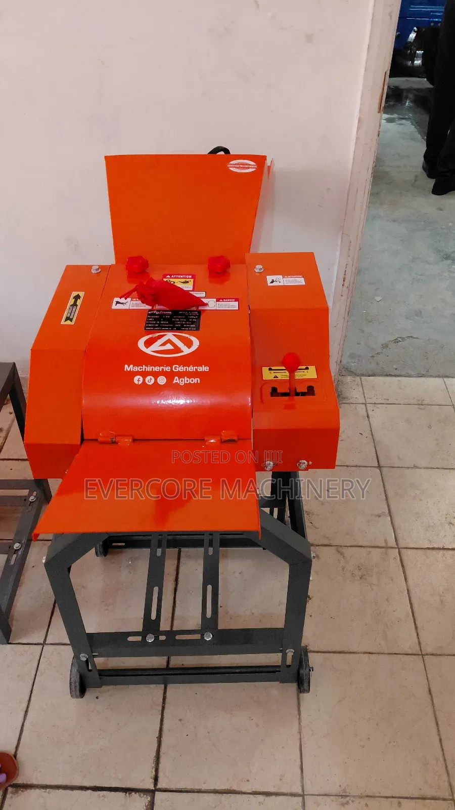 Commercial Highspeed Animal Feed Chopper Machine With Engine.
