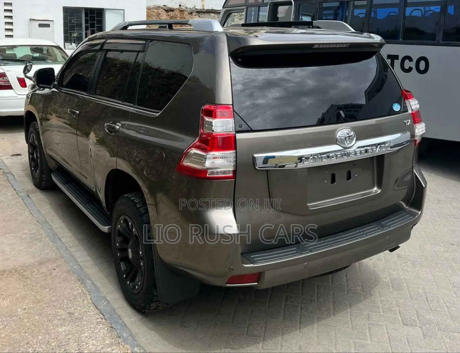 Toyota Land Cruiser Prado 2017 Gray