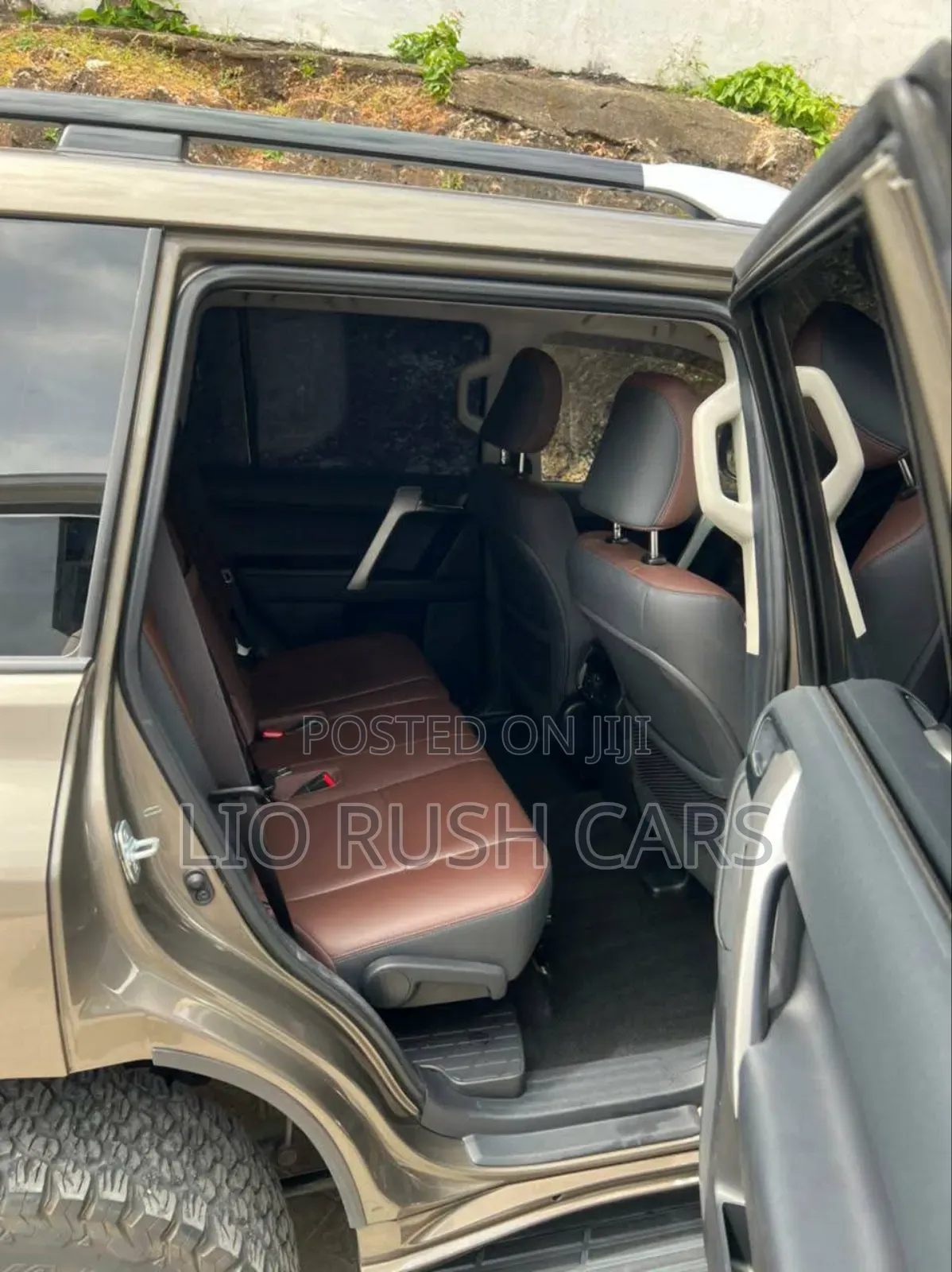 Toyota Land Cruiser Prado 2017 Gray