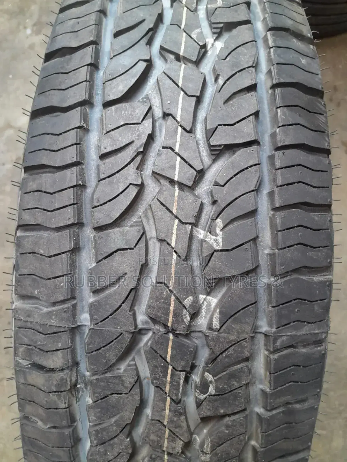 225/65r17 A/T5 Dunlop Tires [Made In Japan]
