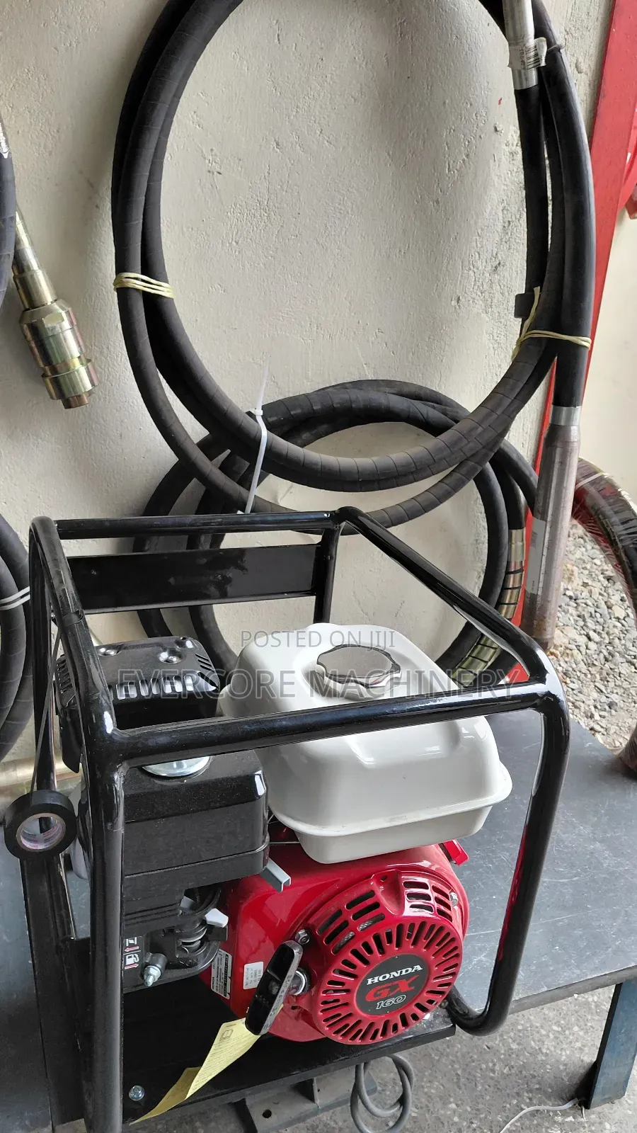 Honda Poker Vibrator Machine Heavy Duty With Shaft.