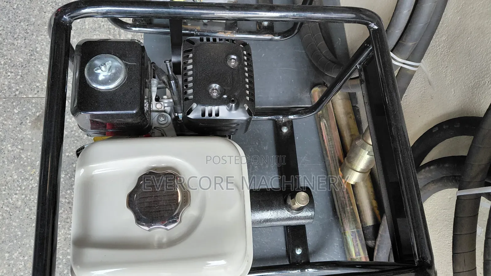 Honda Heavy Duty Poker Vibrator Machine With 45mm Poker Shaft.
