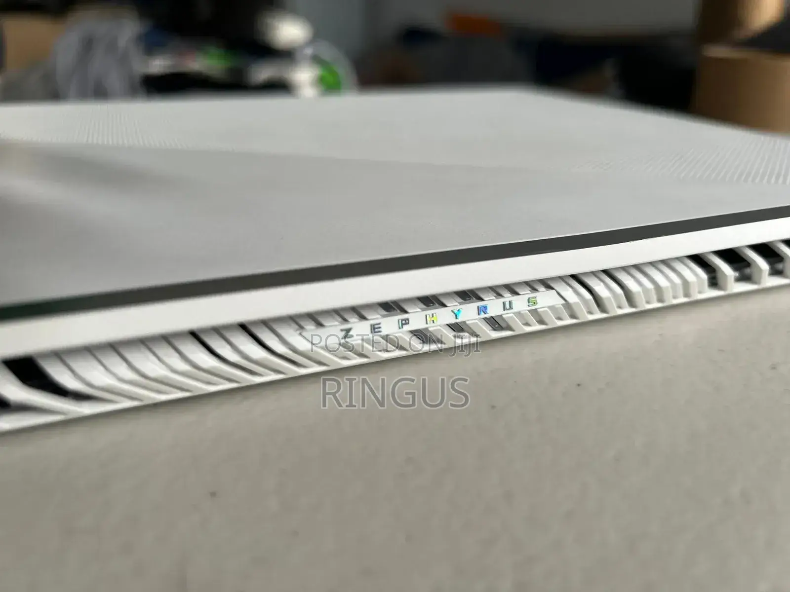Laptop Asus ROG Zephyrus G14 16GB AMD Ryzen 9 SSD 1T