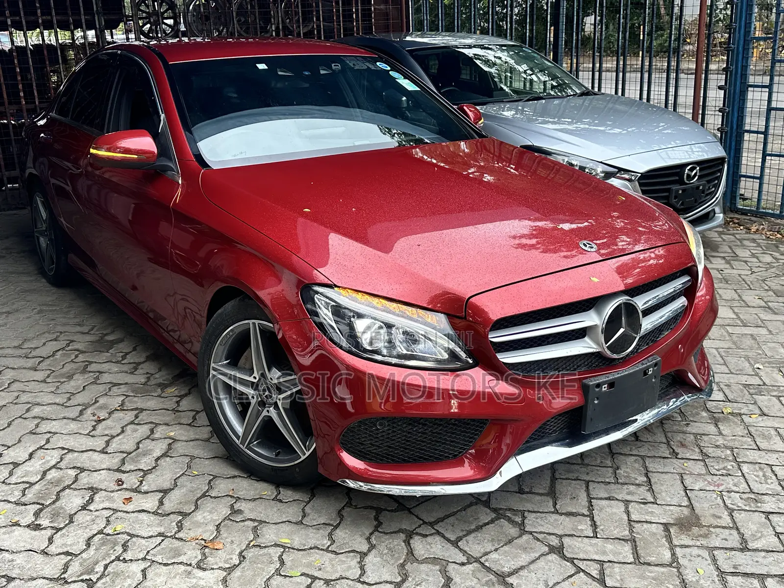 Mercedes-Benz C180 2018 Red