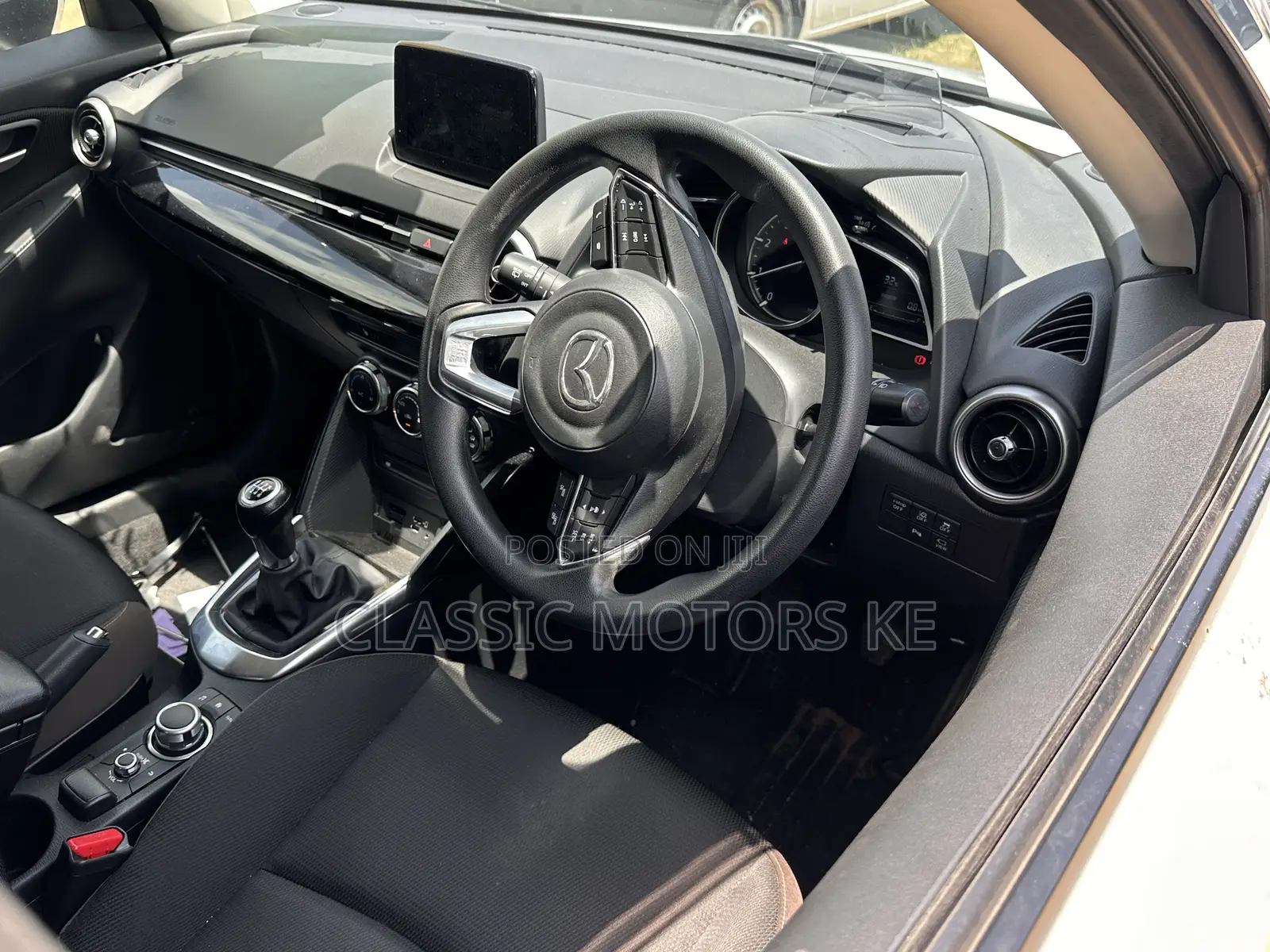 Mazda 2 2019 Beige