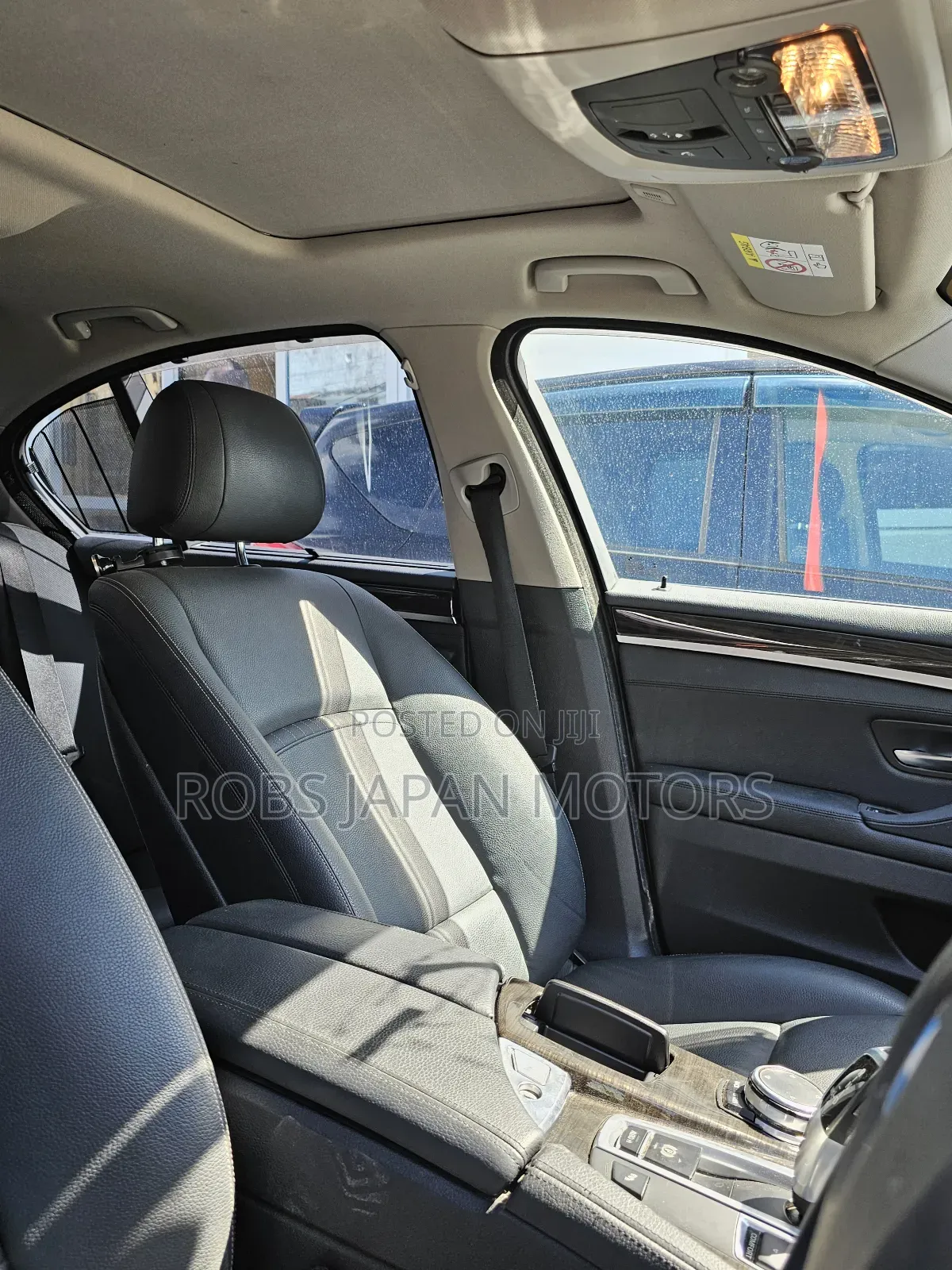 BMW 528i 2018 Pearl