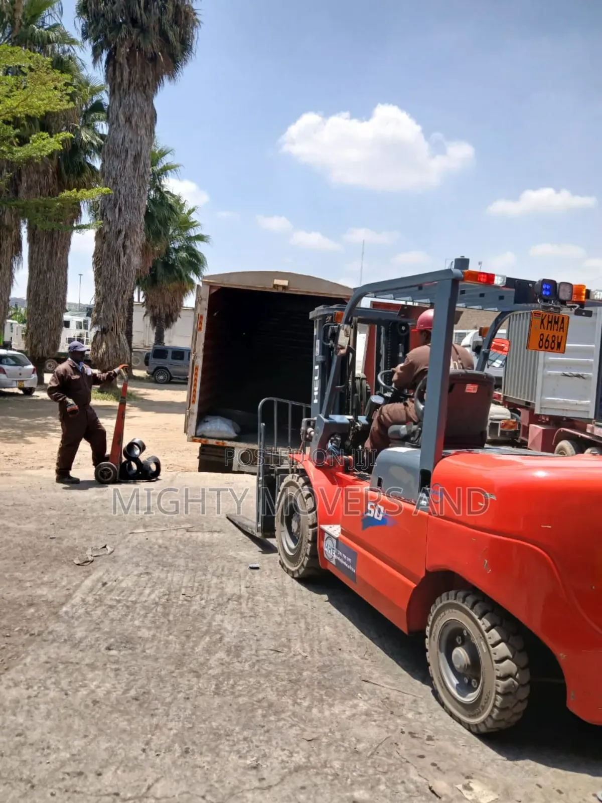 Trucks With Loading and Unloading Trolleys Are All Accessible