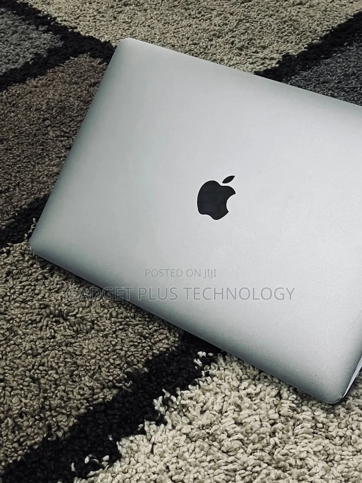 Laptop Apple MacBook Pro 2018 16GB Intel Core I7 SSD 512GB