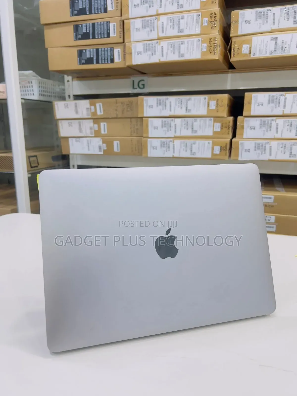 Laptop Apple MacBook Pro 2018 16GB Intel Core I5 SSD 512GB