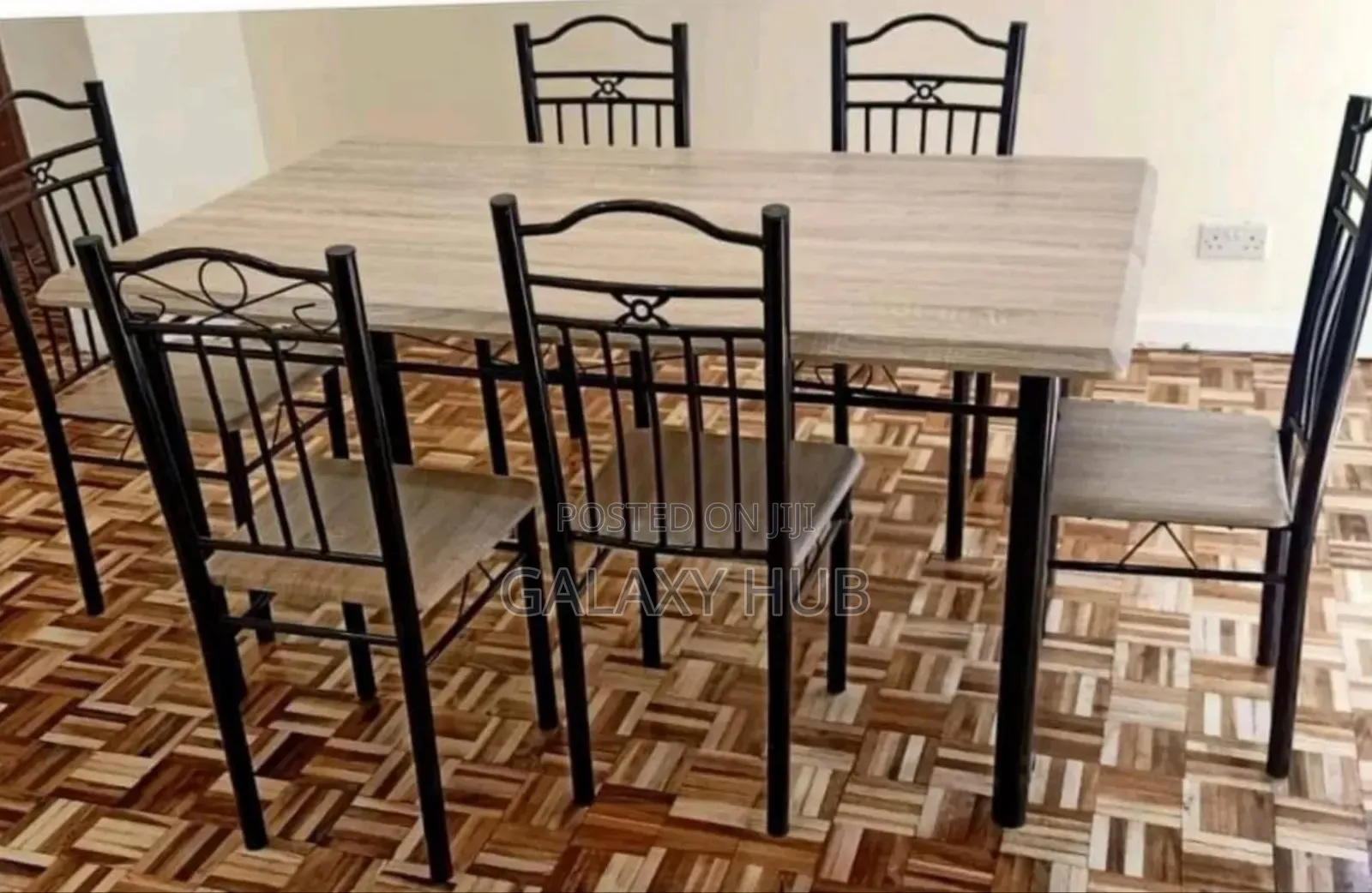Executive 6 Sitter Dinning Table