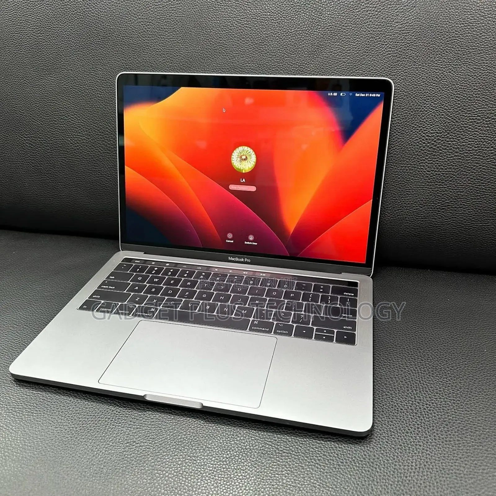 Laptop Apple MacBook Pro 2017 16GB Intel Core I7 SSD 512GB