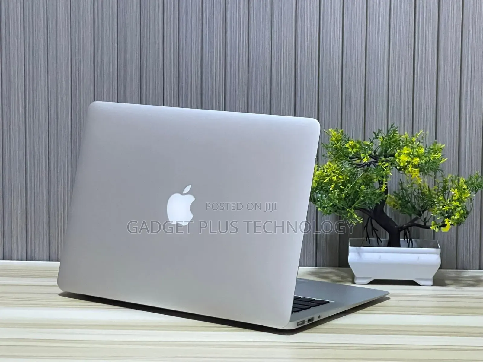 Laptop Apple MacBook Air 2017 8GB Intel Core I5 SSD 256GB